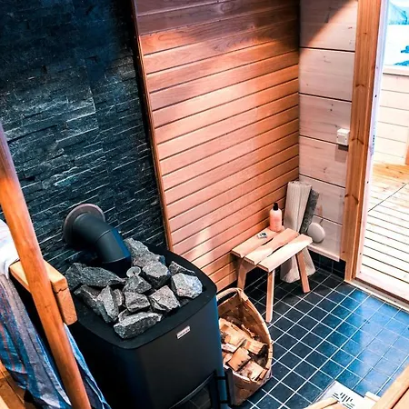 Holiday home Lake Vietonen Zero Noise Ylitornio